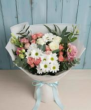 Букет цветов из:  Розы, Лизиантусы и Хризантемы в Зеленый Бор