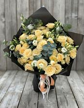 Букет цветов из:  Розы и Лизиантусы в Зеленый Бор