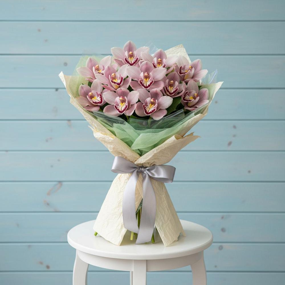 Букет цветов из: Орхидеи и Розы в Зеленый Бор