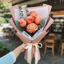 Букет цветов из:  Розы #REPLACE_PRED# Зеленый Бор