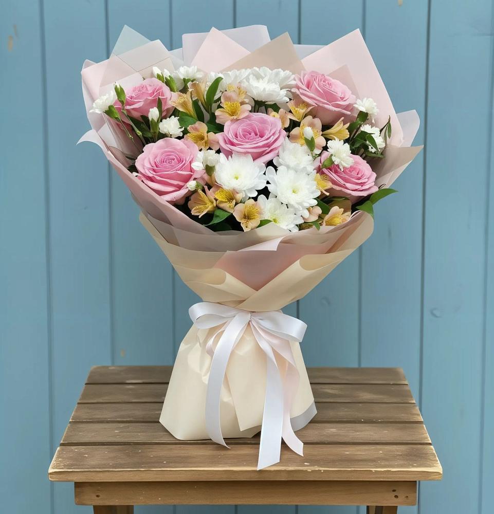 Букет цветов из: Гвоздики, Орхидеи и Розы в Зеленый Бор