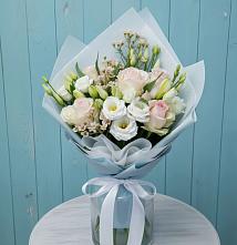 Букет цветов из:  Розы и Лизиантусы в Зеленый Бор