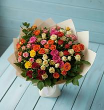 Букет Микс из разноцветных кустовых роз в Зеленый Бор