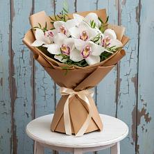 Букет цветов из:  Орхидеи и Розы в Зеленый Бор