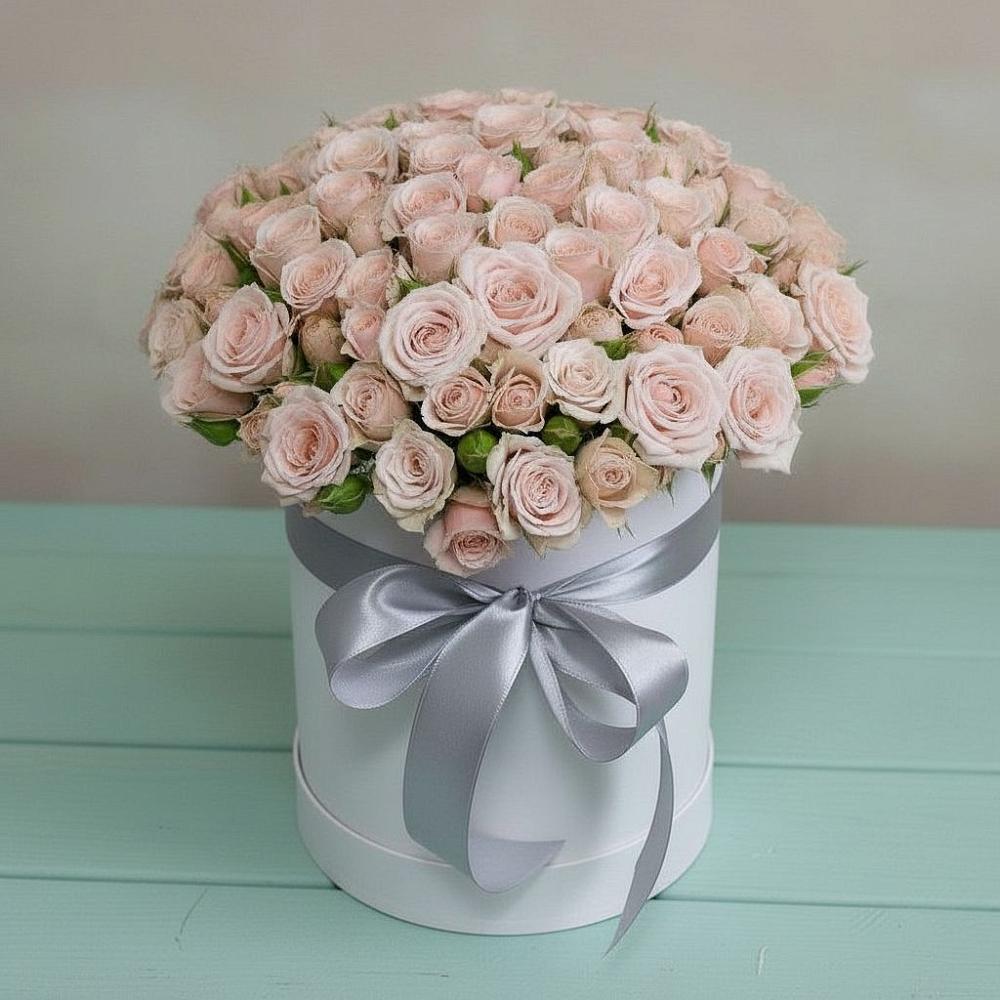 Цветочная композиция из Розы в шляпной коробке в Зеленый Бор