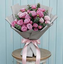 Букет цветов из:  Розы #REPLACE_PRED# Зеленый Бор